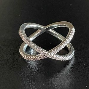 Austrian crystal criss cross X silver ring